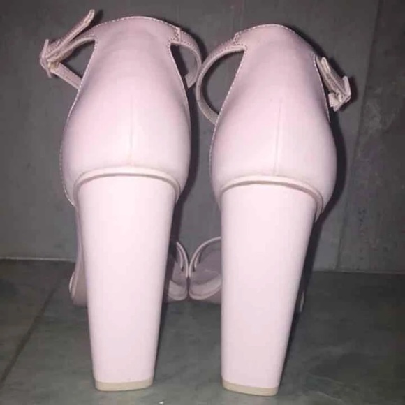 Blush pink block heels - Picture 2 of 3